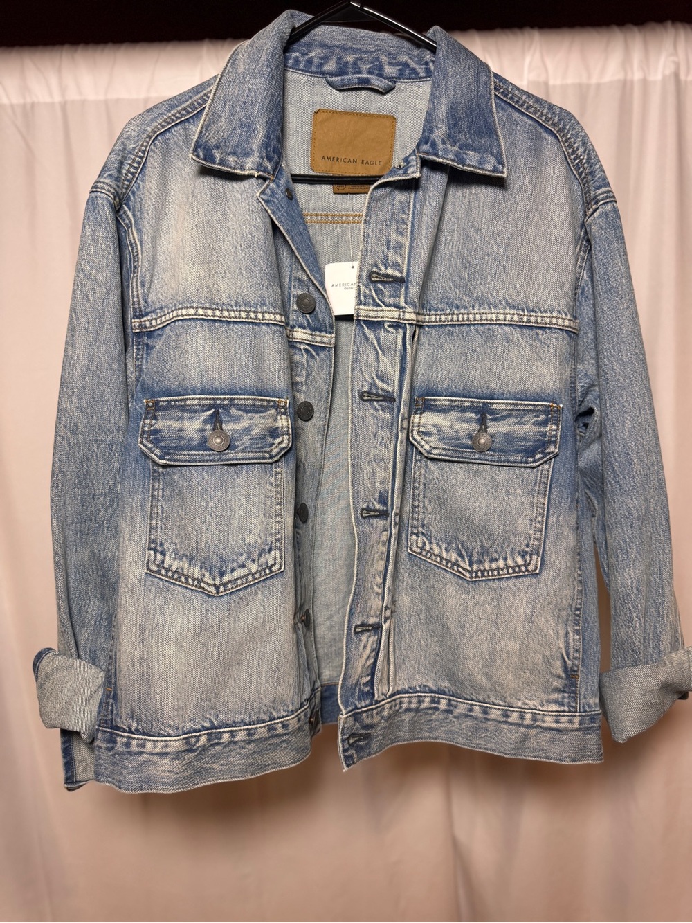American Eagle Boxy Denim Trucker Jacket Mens Medium NWT